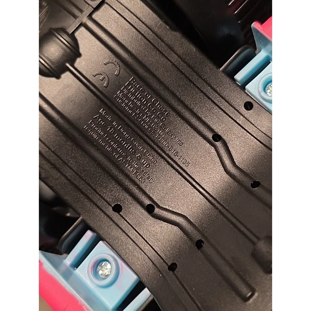 Race or‎ Chase Friction Go Go Surf Blue Pink Rolling Car 9